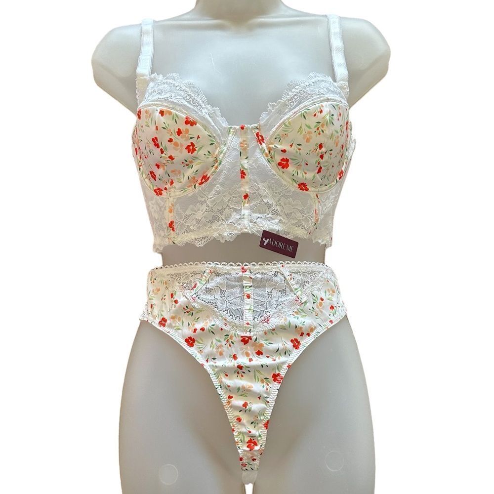 Adore Me NWT White Floral Lace Bustier Sexy Bralette Thong Panty Lingerie Set